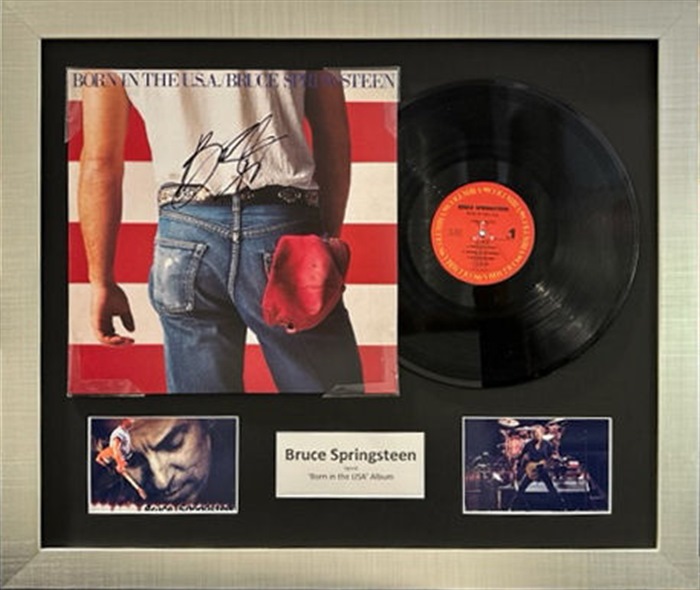 LOT 45 - BRUCE SPRINGSTEEN SIGNED ‘BORN IN THE USA’ ALBUM